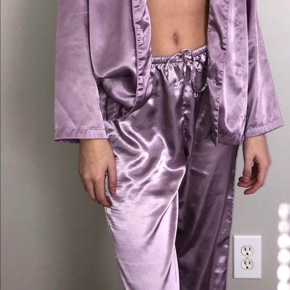 valerie stevens silky lavender sleep set - Picture 3 of 4